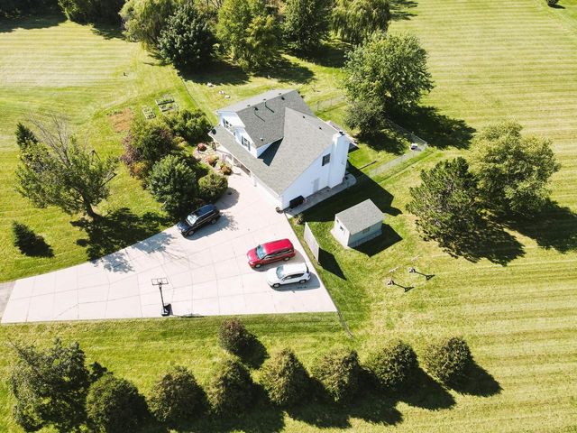 10880 W 7 Mile ROAD, Franksville, WI 53126