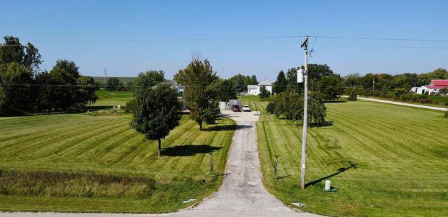 10880 W 7 Mile ROAD, Franksville, WI 53126