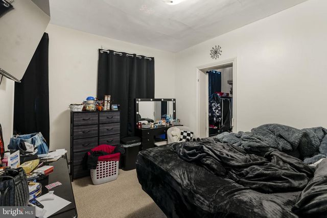 222 E HIGH ST, Manheim, PA 17545