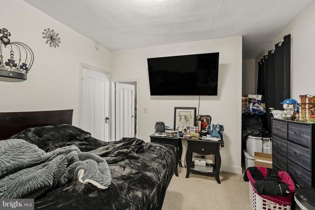 222 E HIGH ST, Manheim, PA 17545