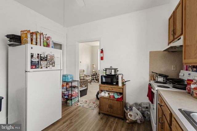 222 E HIGH ST, Manheim, PA 17545