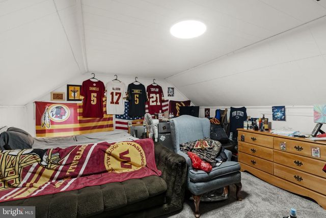 222 E HIGH ST, Manheim, PA 17545