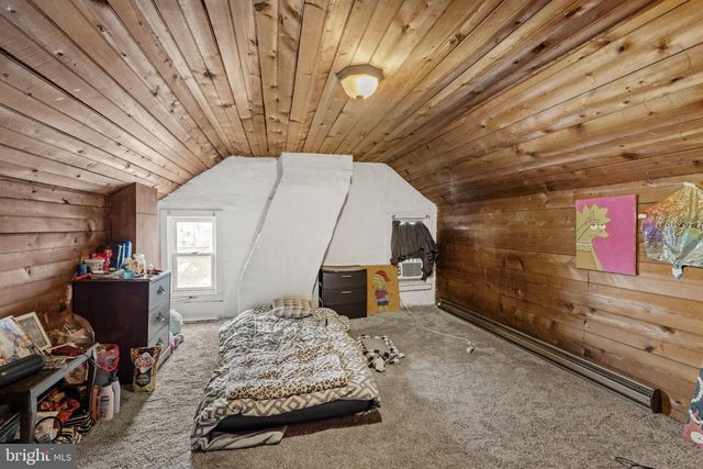 222 E HIGH ST, Manheim, PA 17545