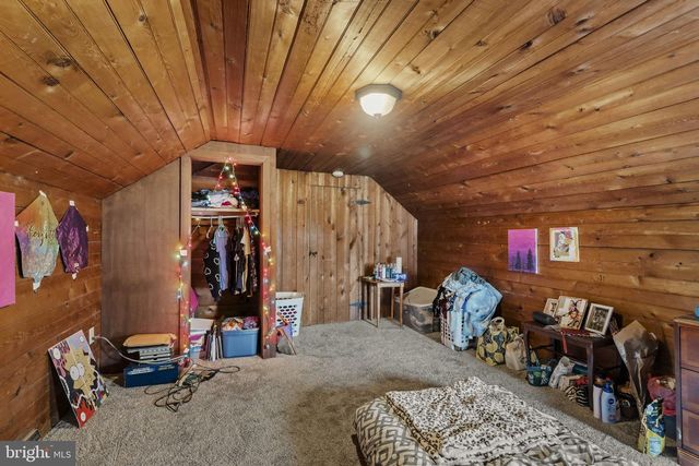 222 E HIGH ST, Manheim, PA 17545