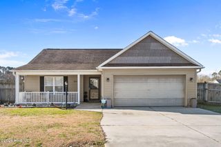 203 High Meadow Court, Richlands, NC 28574