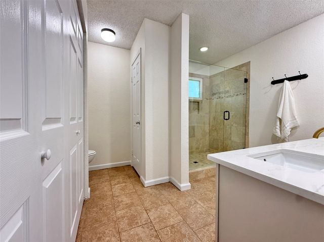 2621 Bayberry Lane, Euless, TX 76039