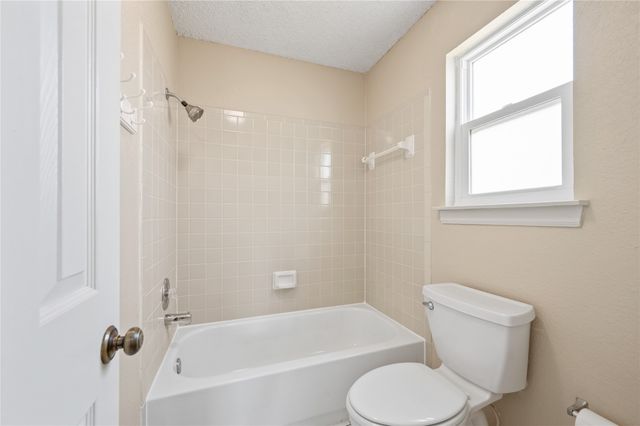 2621 Bayberry Lane, Euless, TX 76039
