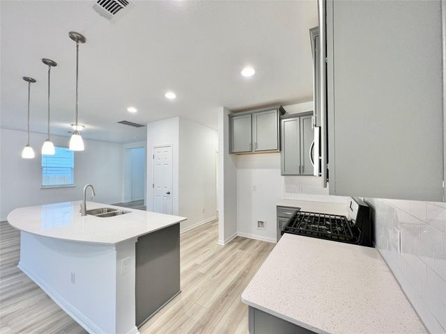 3200 College Park DR 131, Round Rock, TX 78664