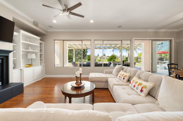 504 Sawmill Ct, Lincoln, CA 95648