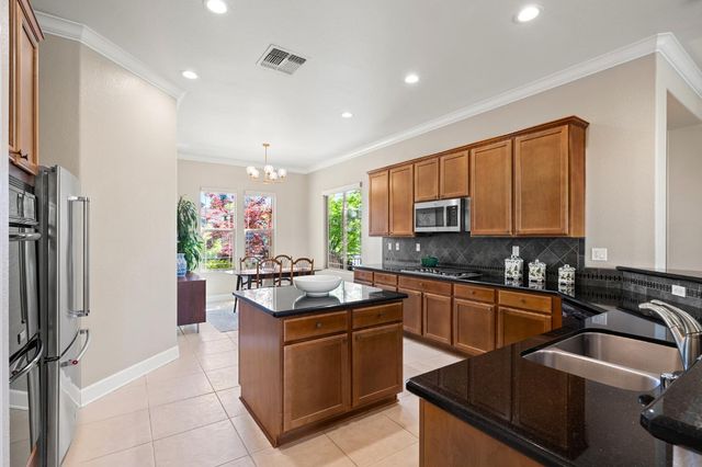 504 Sawmill Ct, Lincoln, CA 95648