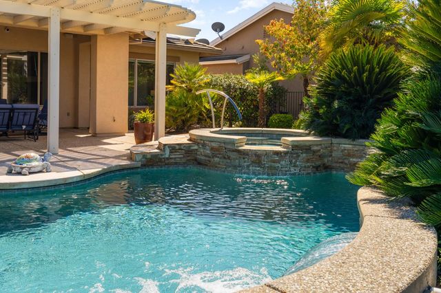 504 Sawmill Ct, Lincoln, CA 95648