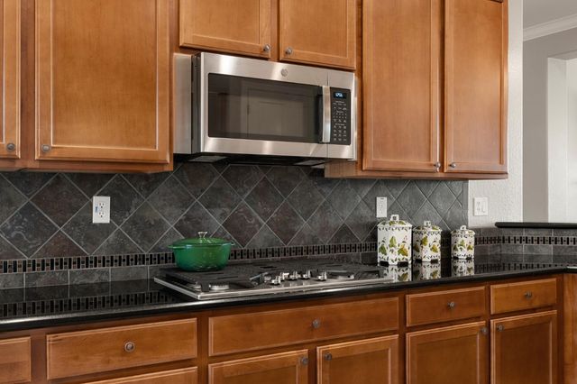 504 Sawmill Ct, Lincoln, CA 95648