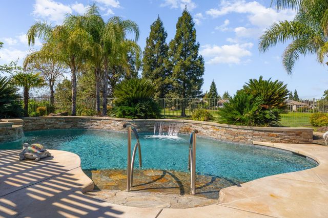 504 Sawmill Ct, Lincoln, CA 95648