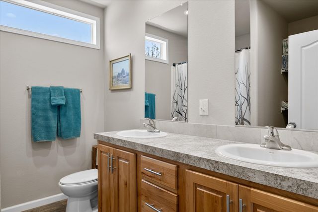 5064 SE Pawnee Loop, Prineville, OR 97754
