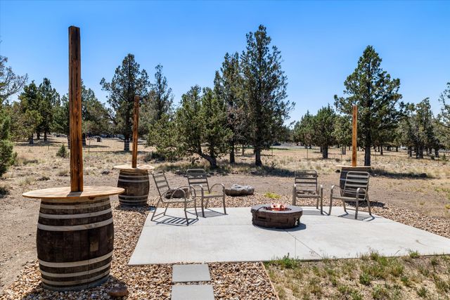 5064 SE Pawnee Loop, Prineville, OR 97754