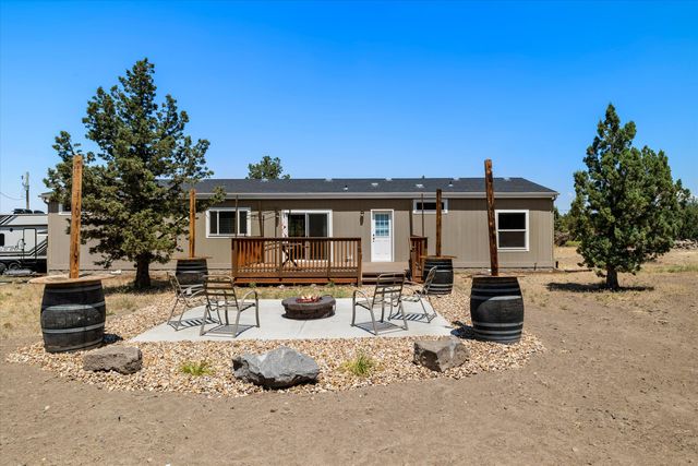 5064 SE Pawnee Loop, Prineville, OR 97754