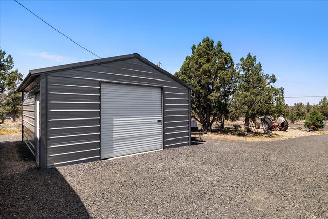 5064 SE Pawnee Loop, Prineville, OR 97754
