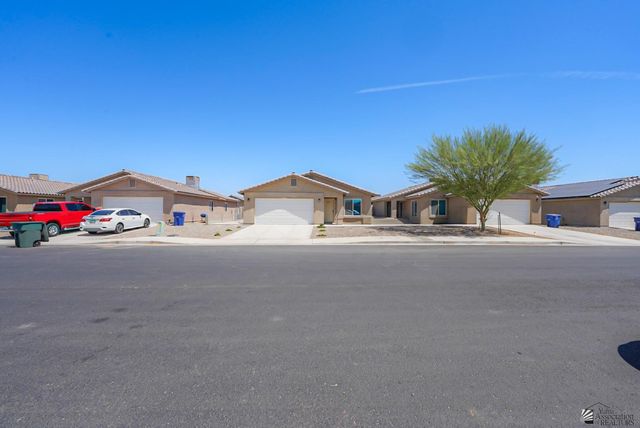 7038 E 37 PL, Yuma, AZ 85365