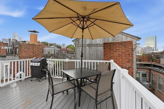 6. Goodwin Pl.. 4, Boston, MA 02114