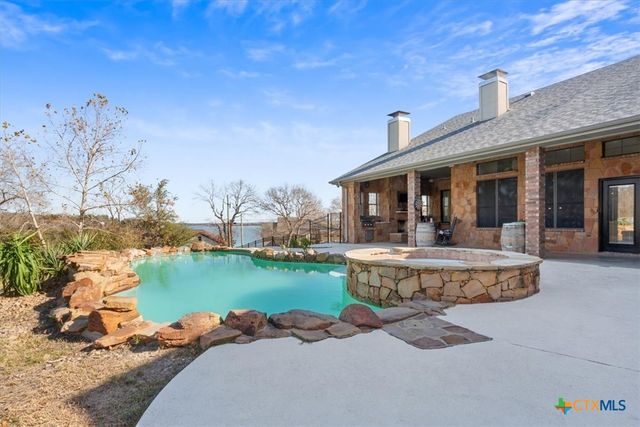 3426 Summit Circle, Belton, TX 76513