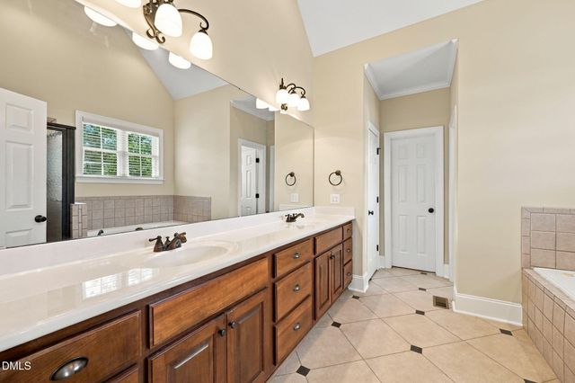 17 Avocet Lane, Clayton, NC 27520