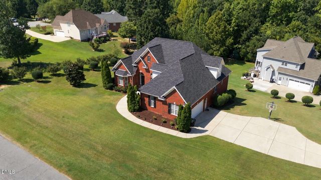 17 Avocet Lane, Clayton, NC 27520