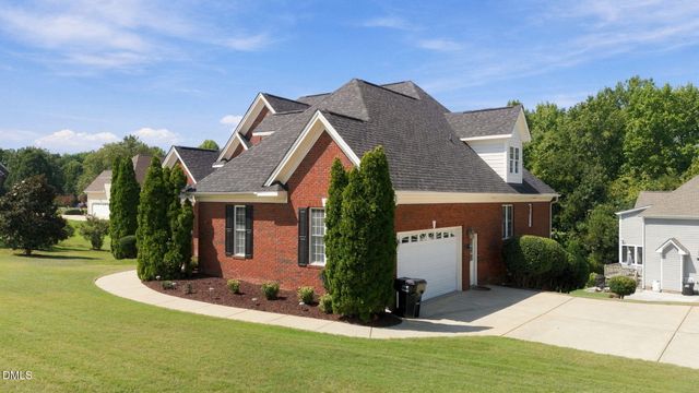 17 Avocet Lane, Clayton, NC 27520