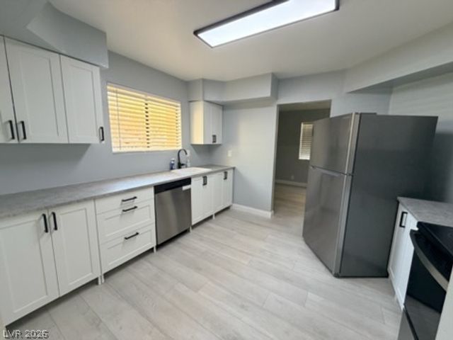 3151 Soaring Gulls Drive 1129, Las Vegas, NV 89128