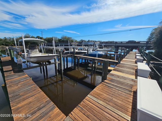 1307 RIVER HILLS Circle E 16, Jacksonville, FL 32211