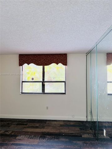 800 NE 199th Street 101D, Miami, FL 33179