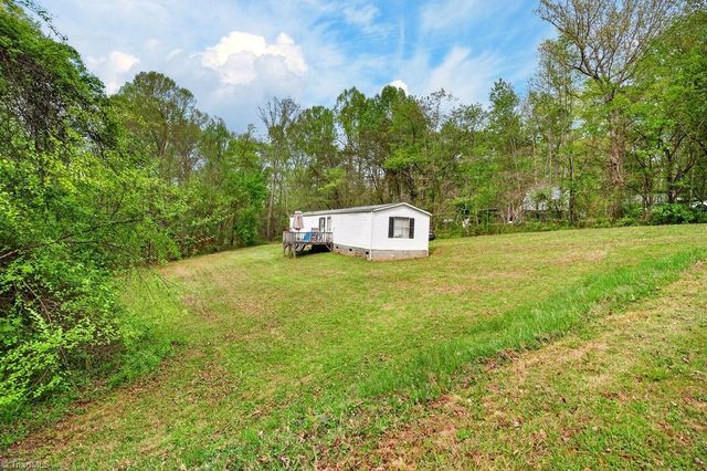 310 Southridge Drive, Mount Airy, NC 27030