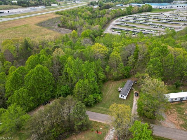 310 Southridge Drive, Mount Airy, NC 27030