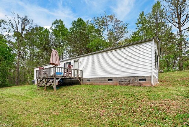 310 Southridge Drive, Mount Airy, NC 27030