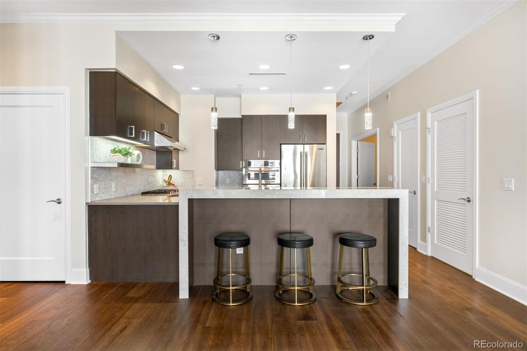 Image 17 of property listing at 7600 Landmark Way 814, Greenwood Village, CO 80111