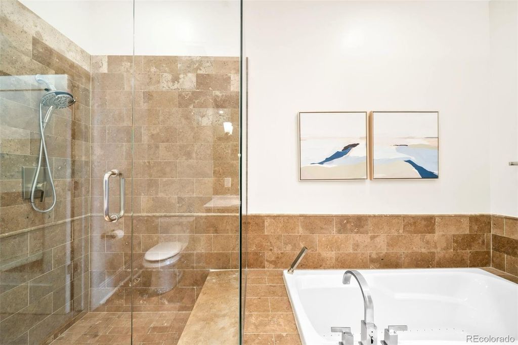 Image 23 of property listing at 7600 Landmark Way 814, Greenwood Village, CO 80111