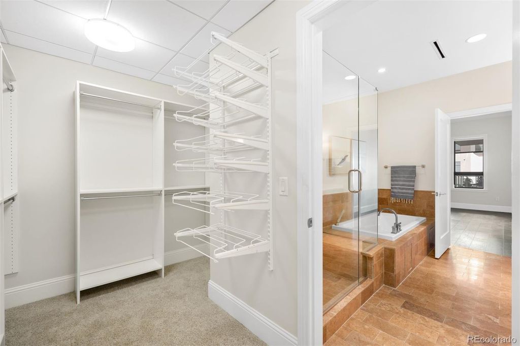 Image 25 of property listing at 7600 Landmark Way 814, Greenwood Village, CO 80111