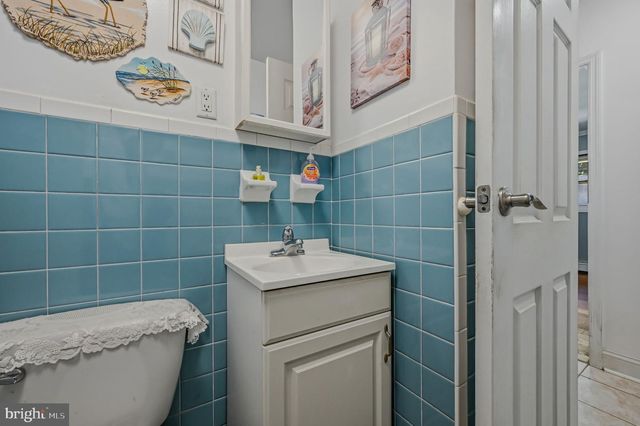 1525 BARTLESON RD, Wilmington, DE 19805
