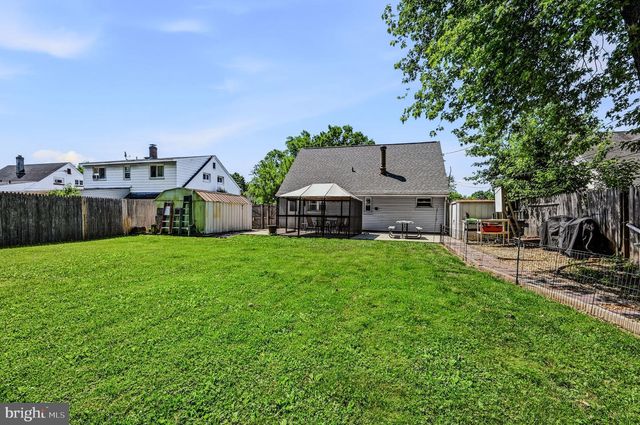 1525 BARTLESON RD, Wilmington, DE 19805