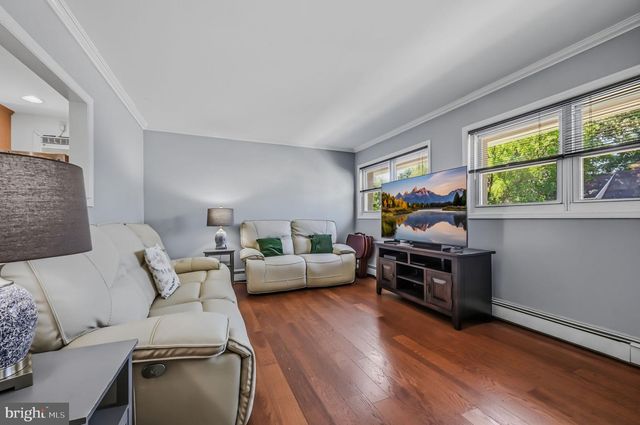 1525 BARTLESON RD, Wilmington, DE 19805
