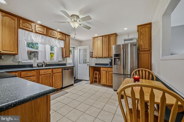 1525 BARTLESON RD, Wilmington, DE 19805
