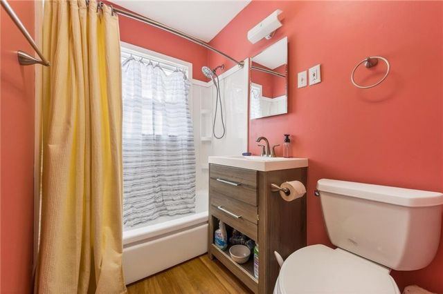 13300 10th Street, Grandview, MO 64030