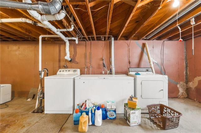 13300 10th Street, Grandview, MO 64030