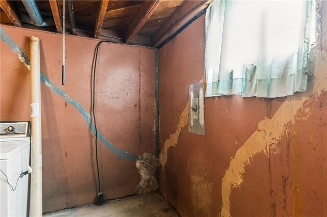 13300 10th Street, Grandview, MO 64030