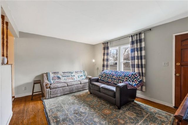 13300 10th Street, Grandview, MO 64030