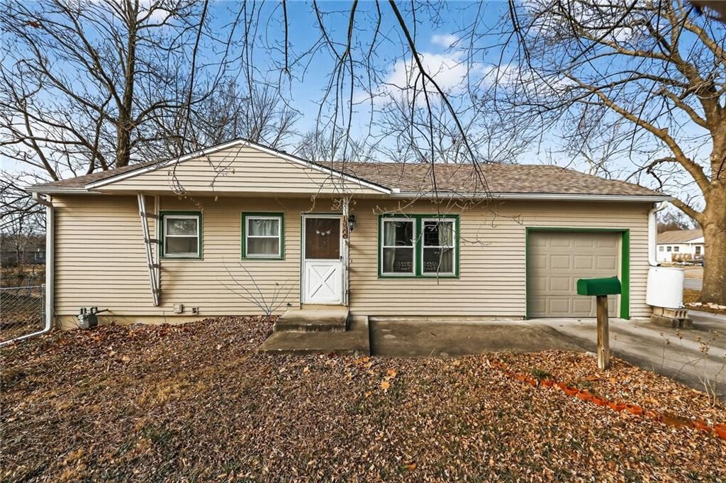 13300 10th Street, Grandview, MO 64030