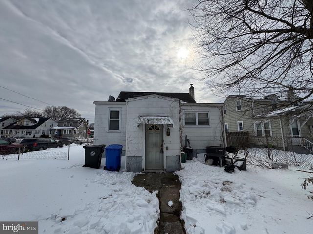 33 MORRIS AVE, Burlington, NJ 08016