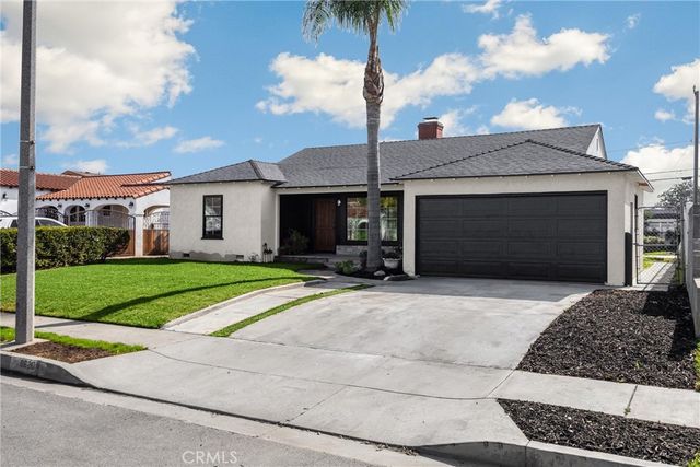 8620 S 4th Avenue, Inglewood, CA 90305