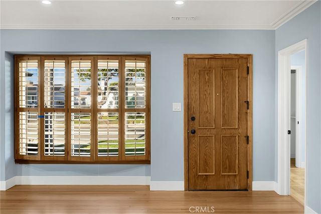 8620 S 4th Avenue, Inglewood, CA 90305