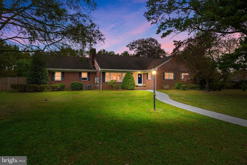 376 GRISCOM DRIVE, Mannington, NJ 08079