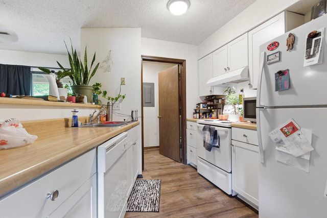 2411-2413 S KENDALLWOOD RD, Columbia, MO 65203